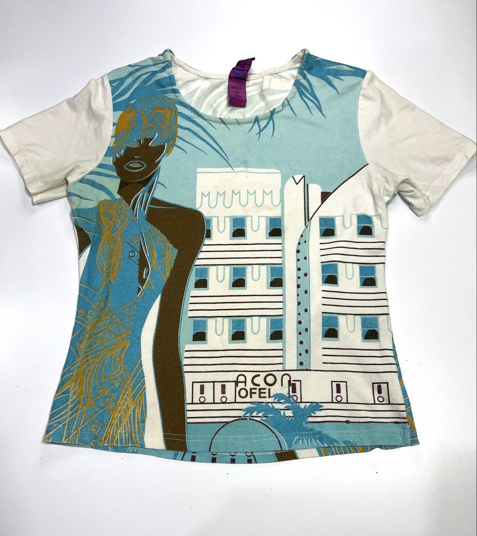 Save the Queen Inspired Shirt (Category: Shirts) located in Manila. Submitted by kerlythreads (Listing ID 1467120315, Image 1). Description: medium issue: crack prints, minimal stains, & fading.