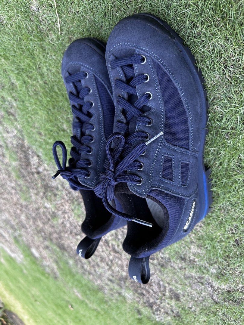 SCARPA CINQUE TERRE size 40 25cm (Category: Hiking & Camping) located in Tacurong. Submitted by locationtacurongcitymindanao (Listing ID 1467163519, Image 2). Description: Location Tacurong City Mindanao .