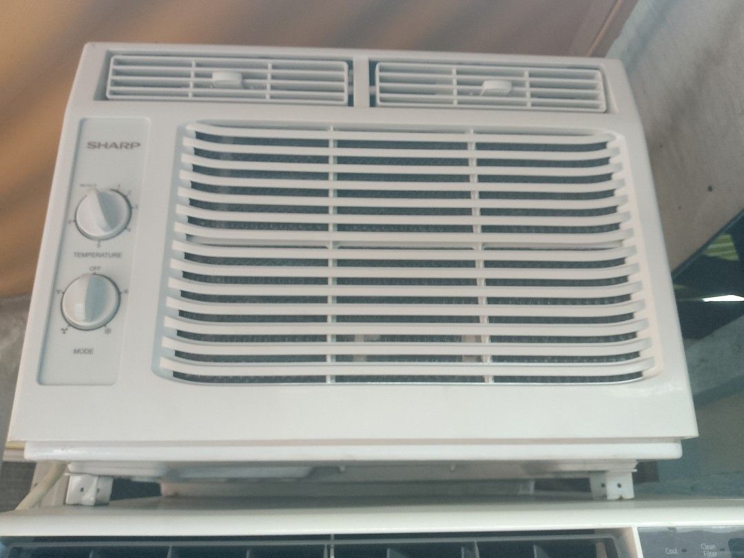 Second hand AIRCONS/ CONDO PULLOUTS‼️ (Category: Air Conditioning and Heating) located in Manila. Submitted by jst.call.me.jan (Listing ID 1467000860, Image 1). Description: .5hp to 2hp is available graded or fully inverter is avail‼️🙏 just pm me nalang PO for fast transaction 👌🏻 cash on delivery 🙏🫰🏻 test before payment.
