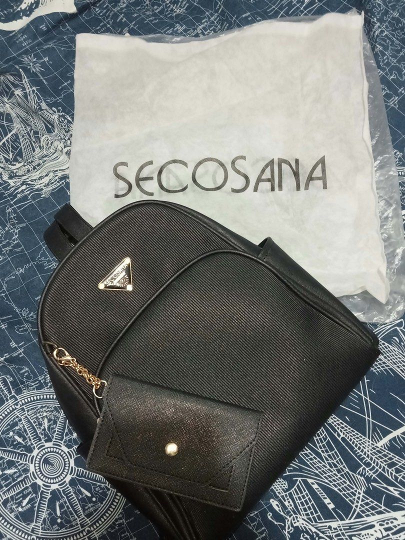 Secosana backpack (Category: Backpacks) located in Bulacan. Submitted by nikkiac3 (Listing ID 1467156274, Image 3). Description: Once lang ata nagamit tapos na-store na lang. Ginamit lang for OJT. 840 nabili..