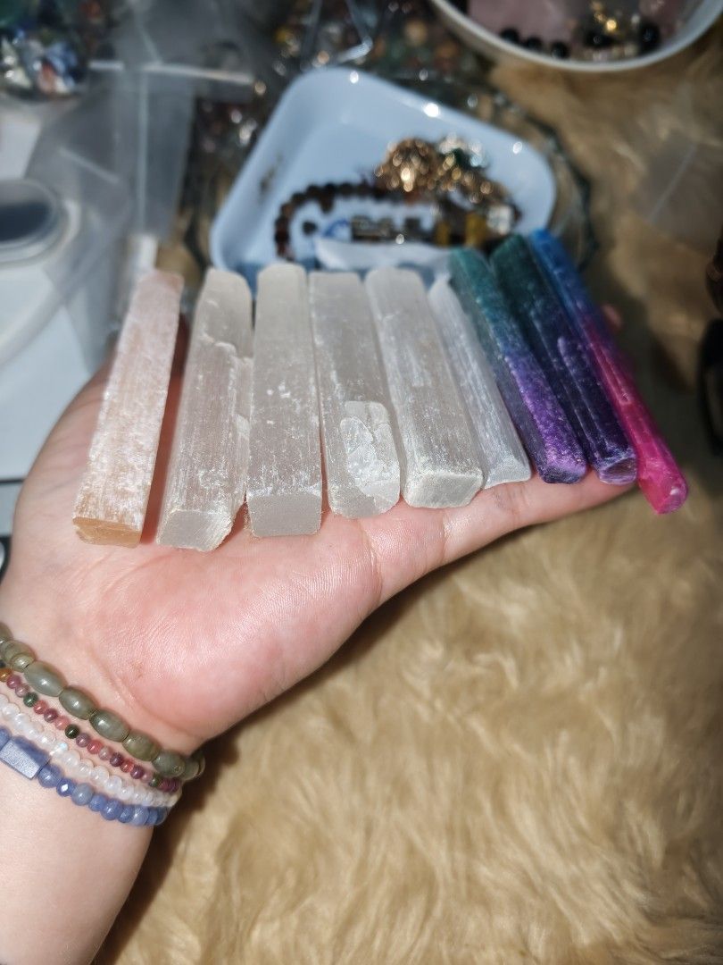 Selenite Sticks Bundle Take All (Category: Precious Stones) located in Quezon City. Submitted by piaoliangcollections.ph (Listing ID 1467157277, Image 3). Description: Take all this Sticks for 2K. Used for cleansing and recharging crystals.