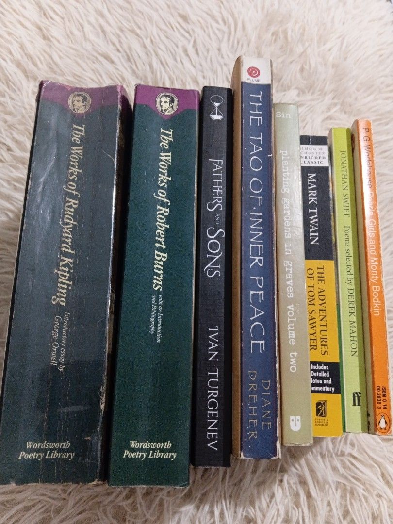 (SET) Assorted Books (Category: Storybooks) located in Cavite. Submitted by nathstelein_finds (Listing ID 1467121075, Image 1). Description: 495 for all.