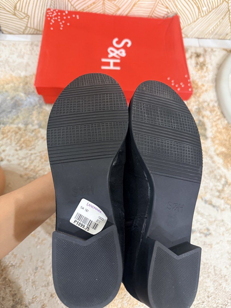 S&H BOOTS (Category: Boots) located in Carmona. Submitted by jealonzo.testor (Listing ID 1466992595, Image 2). Description: Brand new Never been worn With box Size US 8 .