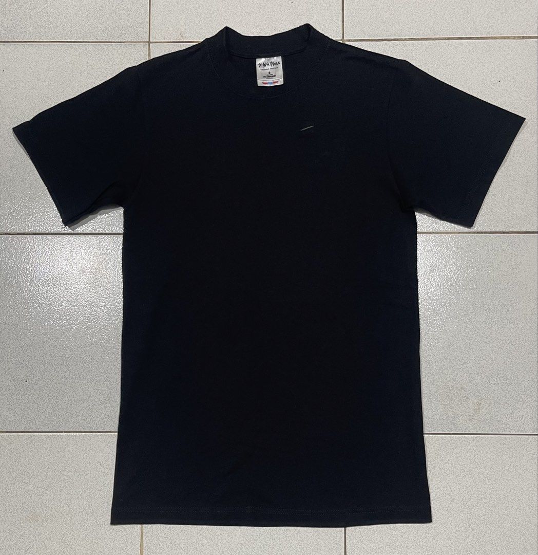 Shaka Wear Tshirt (Category: Tshirts & Polo Shirts ) located in Mandaue City. Submitted by MJ_80 (Listing ID 1467103524, Image 1). Description: Shaka Wear Black Tshirt Small Dimes : 17.5 X 29 See photos for measurements Color rate & Condition : 9.9/10.