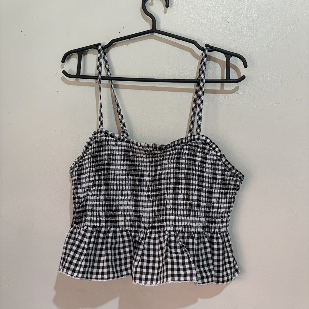 Shein crop top | Kids 12Y (Category: Others Tops) located in Manila. Submitted by serra_shop (Listing ID 1467023204, Image 3). Description: Shein tops Kids 12Y Stretchable can also fit girls petite to small Location: Pampanga Courier: J&T.