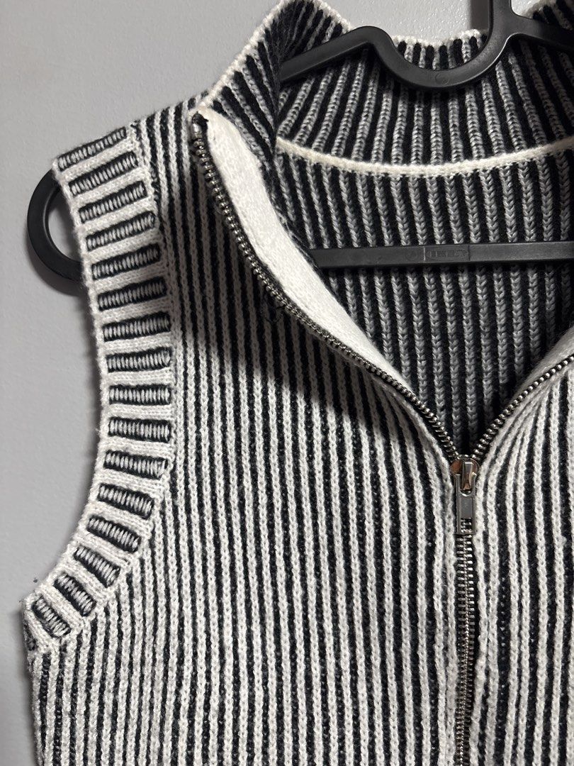 Shein Knit Zip-Up Sweater Vest (Category: Sleeveless) located in Manila. Submitted by chi_channn (Listing ID 1467009103, Image 3). Description: - no issue - worn once during SK trip - lightweight stretch material - fits small-medium - very nice in actual - rfs: decluttering .