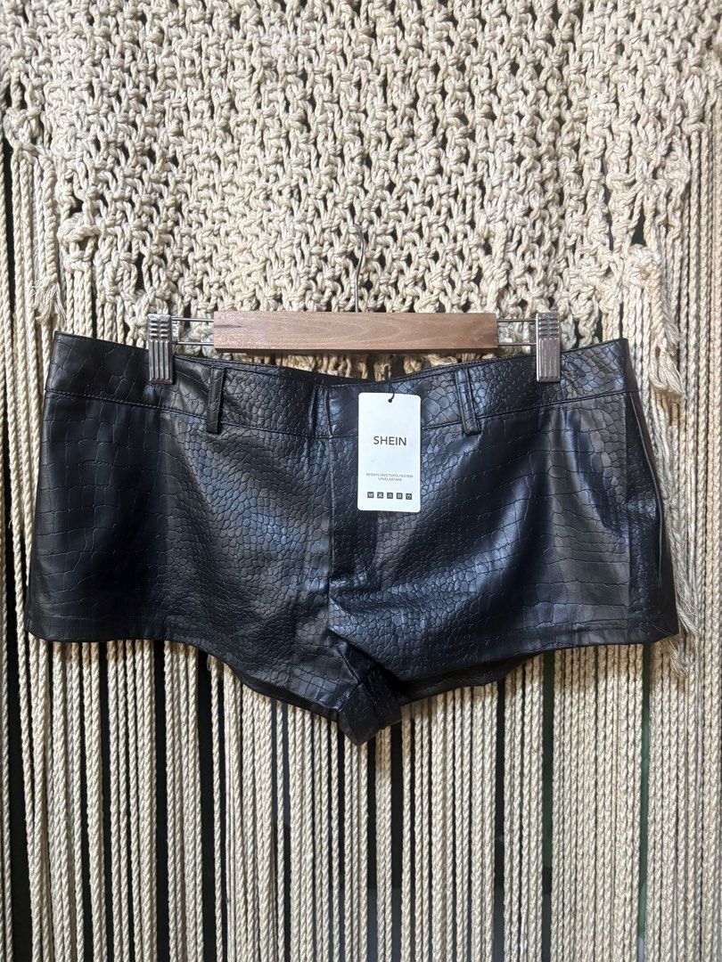 shein midwaist leather shorts (Category: Shorts) located in Cavite. Submitted by bambimay30 (Listing ID 1466972867, Image 2). Description: .