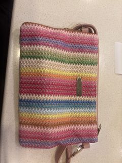 (Category: ) located in . Submitted by yiyi_favourites99 (Listing ID 1466981197, Image 1). Description: .