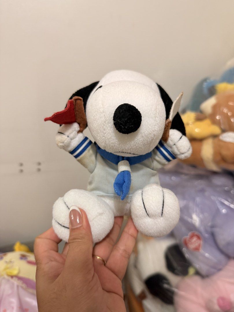 Snoopy peanuts plush toy (Category: Plushies & Soft Toys) located in Quezon City. Submitted by cookiecreammm (Listing ID 1467163252, Image 1). Description: Issue- with stains.