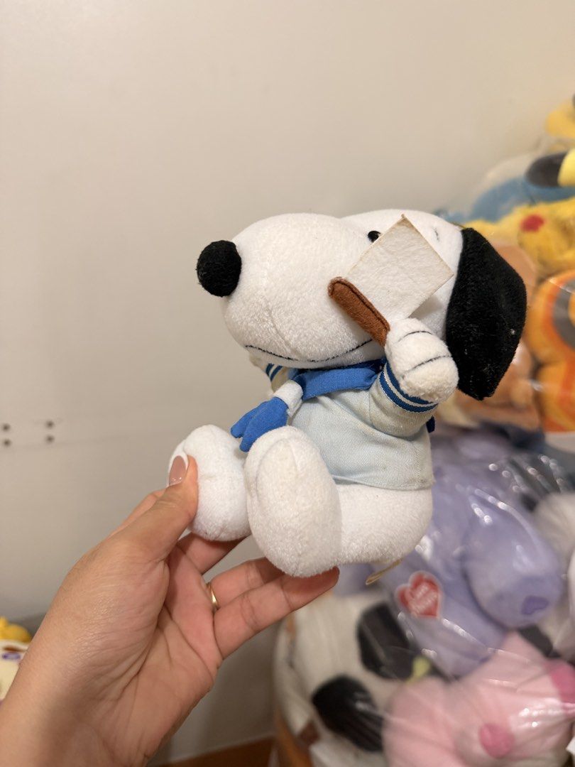 Snoopy peanuts plush toy (Category: Plushies & Soft Toys) located in Quezon City. Submitted by cookiecreammm (Listing ID 1467163252, Image 2). Description: Issue- with stains.