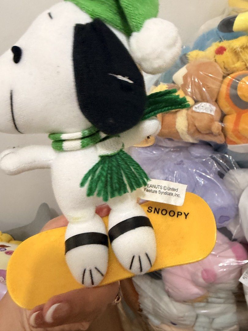 Snoopy Skating Plush Toy (Category: Plushies & Soft Toys) located in Quezon City. Submitted by cookiecreammm (Listing ID 1467163266, Image 2). Description: .