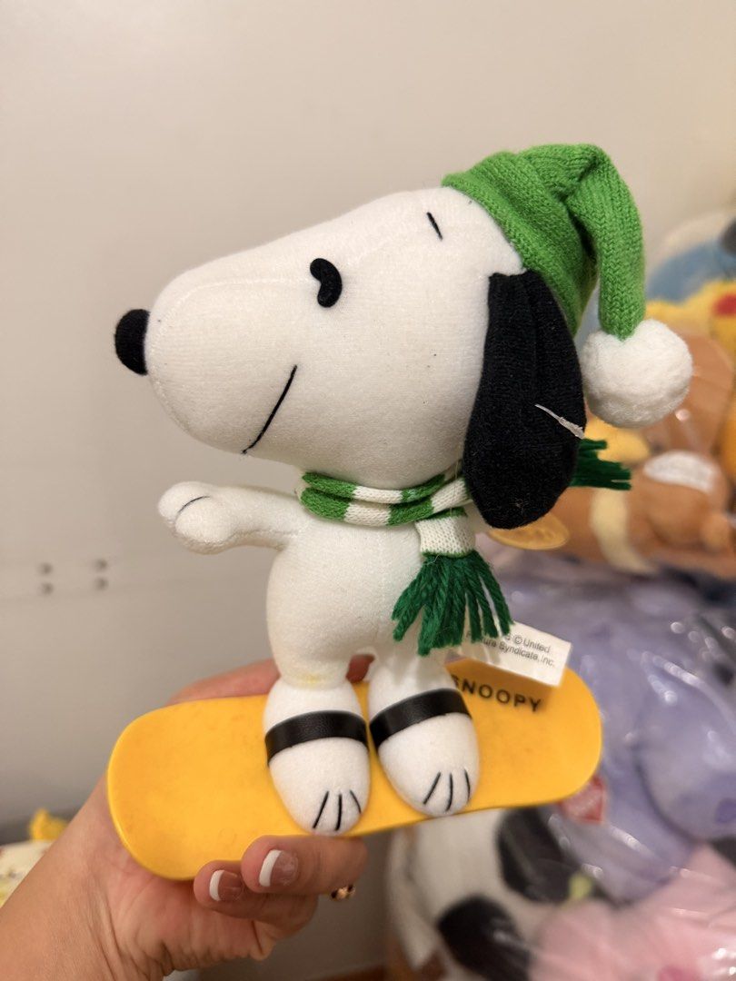 Snoopy Skating Plush Toy (Category: Plushies & Soft Toys) located in Quezon City. Submitted by cookiecreammm (Listing ID 1467163266, Image 1). Description: .
