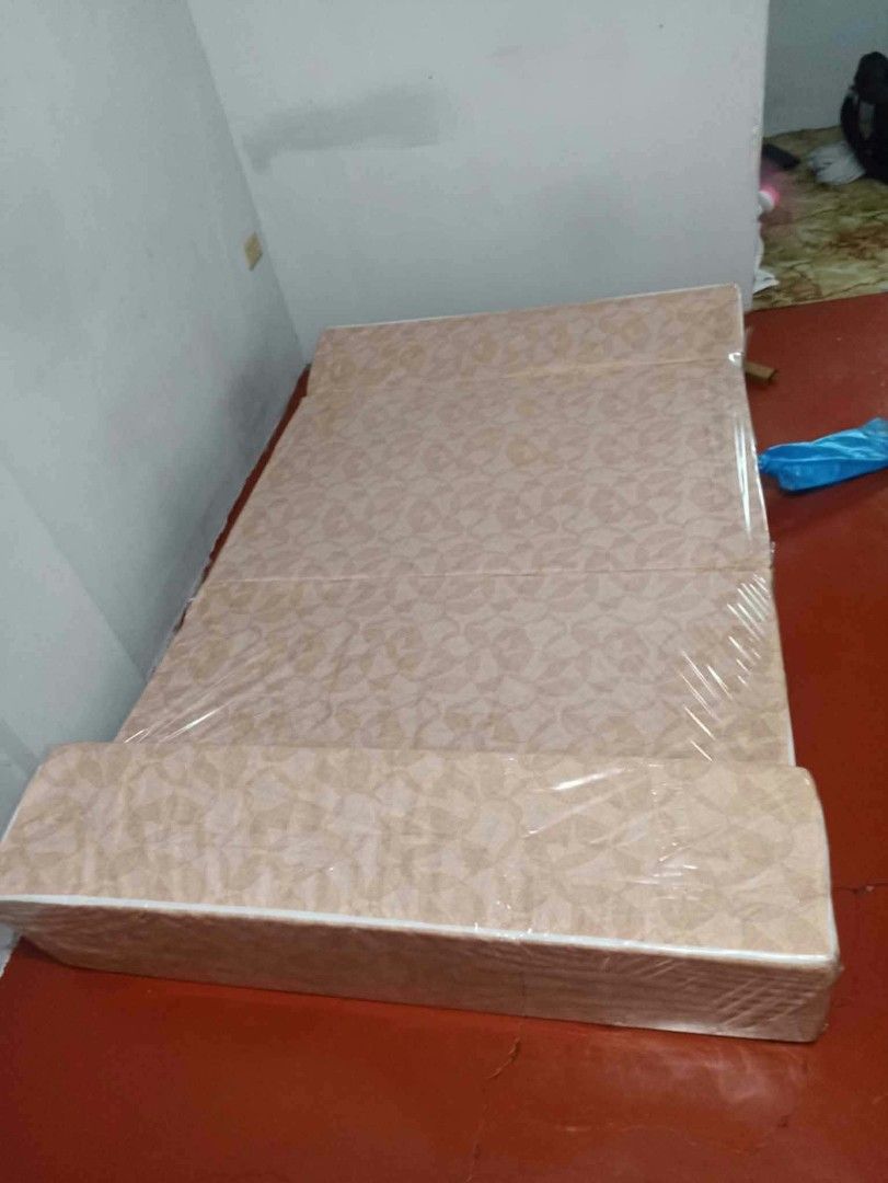 SOFA BED SIZE 48 (Category: Bed Frames & Mattresses) located in Manila. Submitted by eukris (Listing ID 1467032941, Image 1). Description: .
