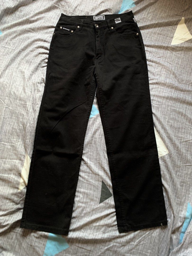 SOLID BLACK PANTS (Category: Jeans) located in Bacolor. Submitted by mllrigwy (Listing ID 1467032571, Image 1). Description: BLACK PANTS ₱580 + sf Length 40 inch Waist/Width 29 inch Mop: gcash only! Large on tag Loc: Pampanga Color may vary due to lighting(solid black) Payment First! Fixed price.