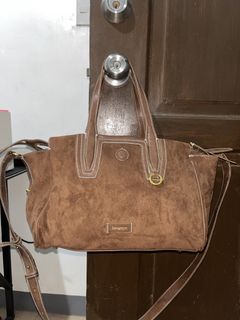 (Category: ) located in . Submitted by onlygrail.pamp (Listing ID 1467143424, Image 1). Description: .
