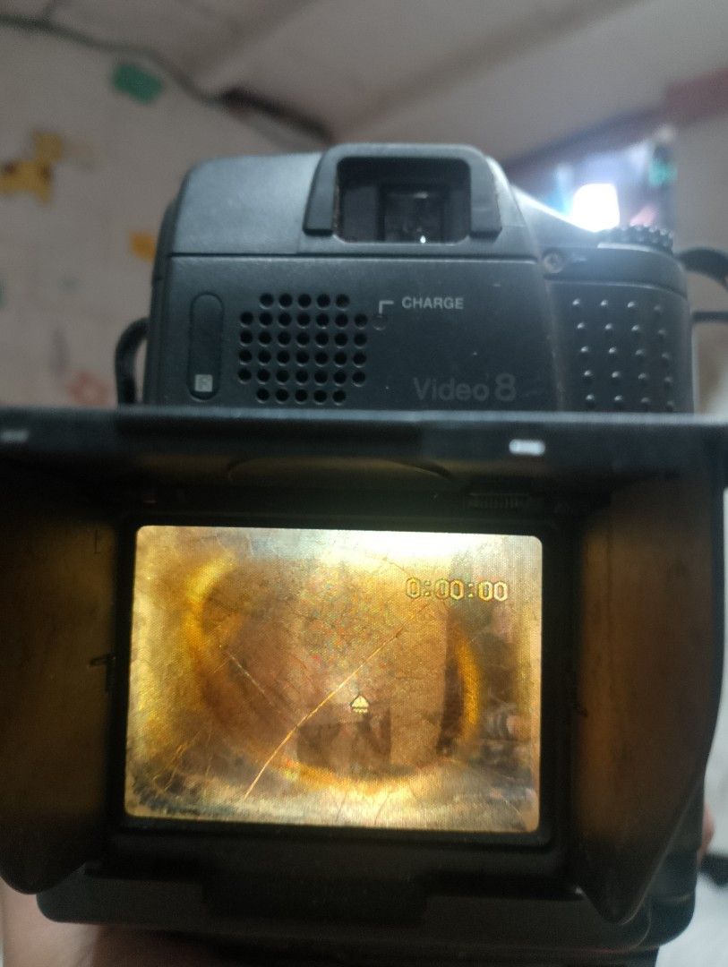Sony CCD sc5 hard to find (Category: Video Cameras) located in Manila. Submitted by allaboutcollections (Listing ID 1466971387, Image 3). Description: for sale Sony CCD sc5 rare for your project cam visible issue:burn,can't record(diko alam pano operate) asis! 3.5k negotiable unit only(have a batt pero mabilis maloabat).