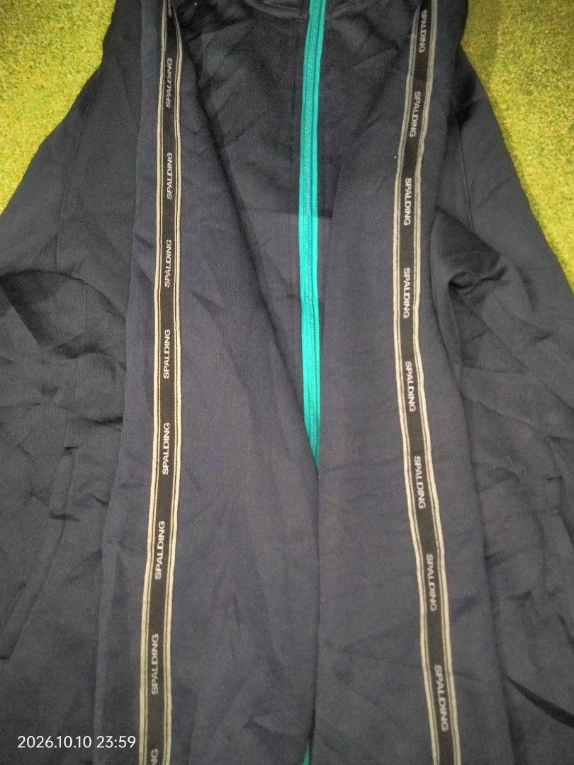 Spalding Track Jacket (Category: Coats, Jackets and Outerwear) located in Caloocan City. Submitted by haruconcep52476 (Listing ID 1467147751, Image 3). Description: Spalding Track Jacket Dimensions W22×L28 Good condition Color rate 9.5 Need wash.