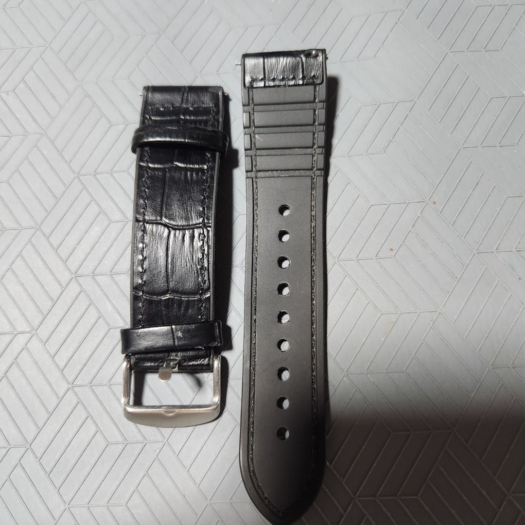 Spigen Samsung Galaxy Watch Strap 46mm (Category: Wearables & Smart Watches) located in Mandaluyong City. Submitted by monty1958 (Listing ID 1467121424, Image 3). Description: - Brand: Spigen Modern Fit - Compatibility: Samsung Galaxy Watch 46mm, Fossil Automatic Watches, Others - Material: Premium metal link bracelet (Silver) - Bonus: Additional classic black leather watch strap included - Inclusions: Link adjustment tool and original box - Cond