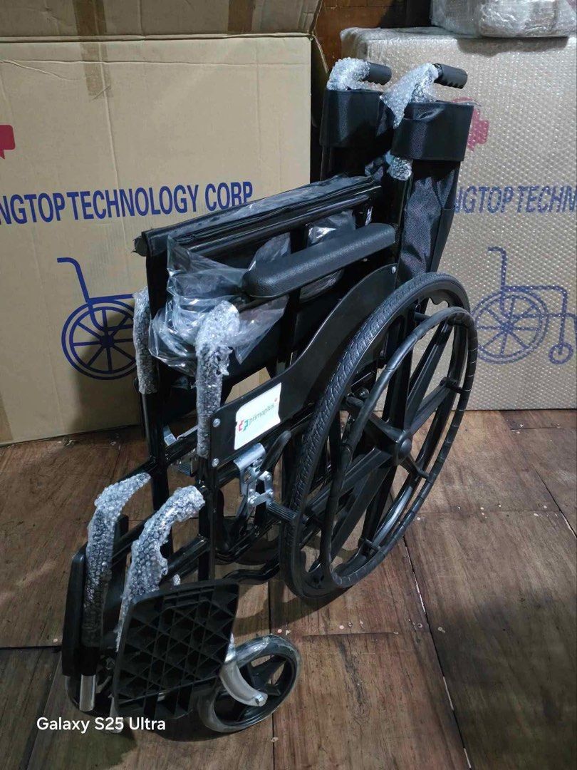 Standard wheelchair mags (Category: Medical Supplies & Tools) located in Quezon City. Submitted by indaytals (Listing ID 1467154558, Image 2). Description: Brandnew Foldable wheelchair COD Gcash Bank.