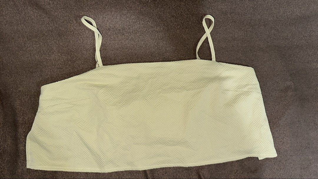 Straightforward Boundless Basics Crop Top (Category: Shirts) located in Manila. Submitted by klmesco (Listing ID 1467058803, Image 1). Description: - Straightforward Crop Top - Color: Pastel Olive - Size: L - Textured seersucker fabric - Adjustable spaghetti straps, square neckline, smocked back panel for stretch, and side hem slits - RFS: Decluttering, need funds 🥹.