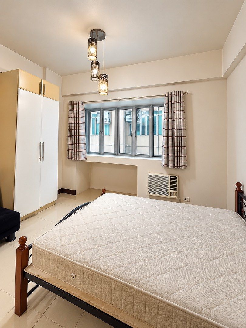 Studio FOR RENT in MORGAN RESIDENCES (Category: Apartments & Condos) located in Taguig. Submitted by louie.catandijan (Listing ID 1466971232, Image 3). Description: A fully furnished studio on the 6th floor in MORGAN RESIDENCES, McKinley Hill, Taguig City. Great location, ready to view. Fully Furnished · 23 sqm · 6th Floor 🛋️ Inclusions: Bed with mattress, Sofa, TV, Aircon, Refrigerator, Microwave, Stove / cooktop, Range hood, Curtains / blinds 