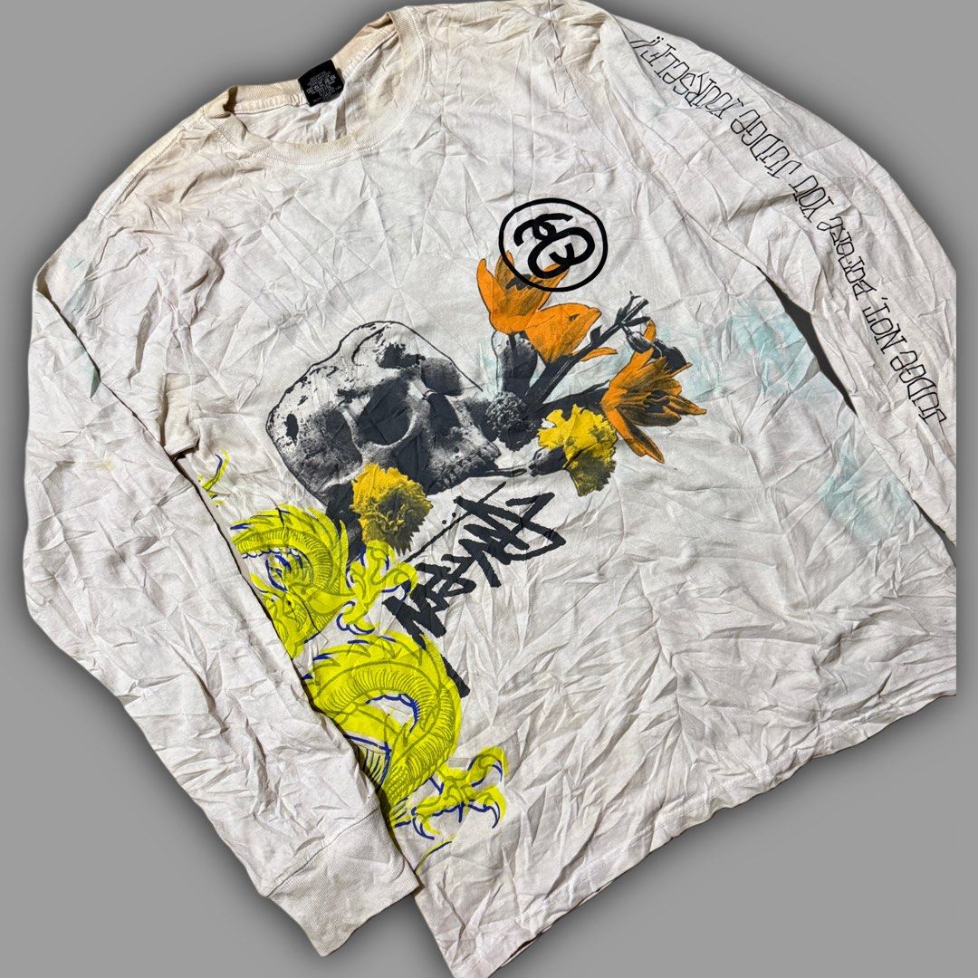 Stussy (Category: Formal Shirts) located in Zamboanga. Submitted by hype_thrifts (Listing ID 1467156789, Image 3). Description: Issue stains.