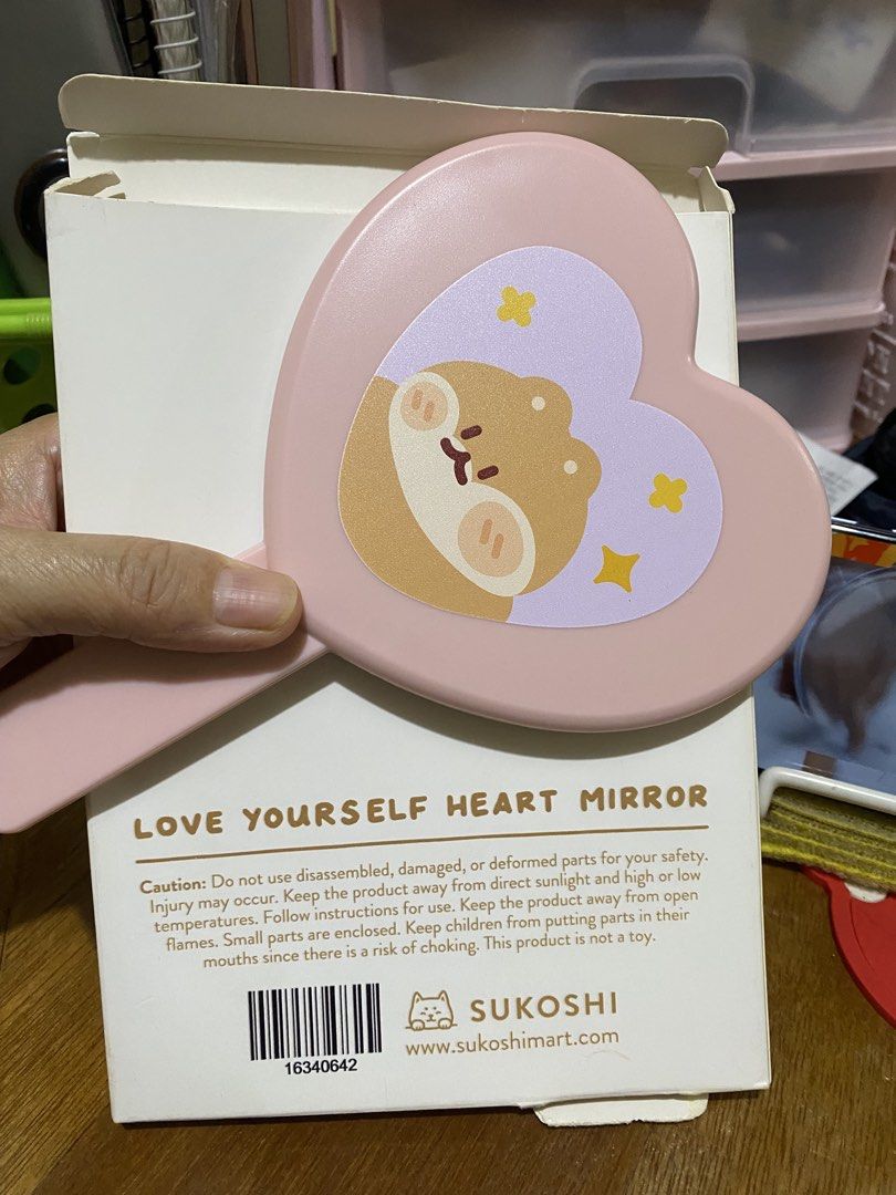 Sukoshi Love Yourself Heart Mirror (Category: Mirrors) located in Cavite. Submitted by momrocks (Listing ID 1466993051, Image 3). Description: Hand mirror perfect on the go.