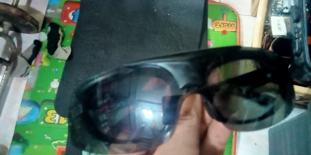 Sun glasses (Category: Everything Else Others) located in Paranaque City. Submitted by dimaguilaa94969 (Listing ID 1467051223, Image 2). Description: assorted pm of int.