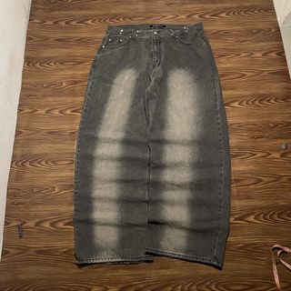 (Category: ) located in . Submitted by kd_thrift_shop (Listing ID 1466810540, Image 1). Description: .