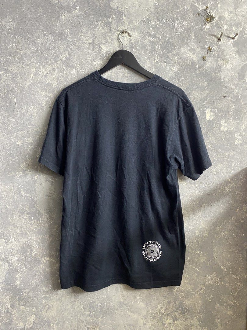 Supreme Spitfire (Category: Tshirts & Polo Shirts ) located in Pasig City. Submitted by lumangkamisa (Listing ID 1467080245, Image 2). Description: Medium Crackprints and fading.