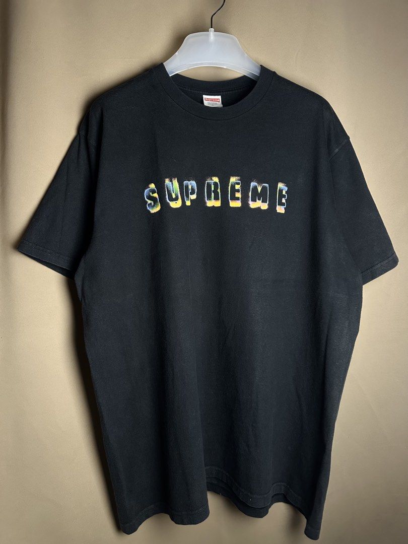 Supreme Stencil Tee (Category: Tshirts & Polo Shirts ) located in Marikina City. Submitted by swiftsian (Listing ID 1467102581, Image 1). Description: Supreme Stencil Tee (Black) - Size: XL - Issue: Miny Hairline - Manage your expectations. Some issues may not be seen or indicated. - Color may vary due to lighting Shipping: Lalamove/J&T .