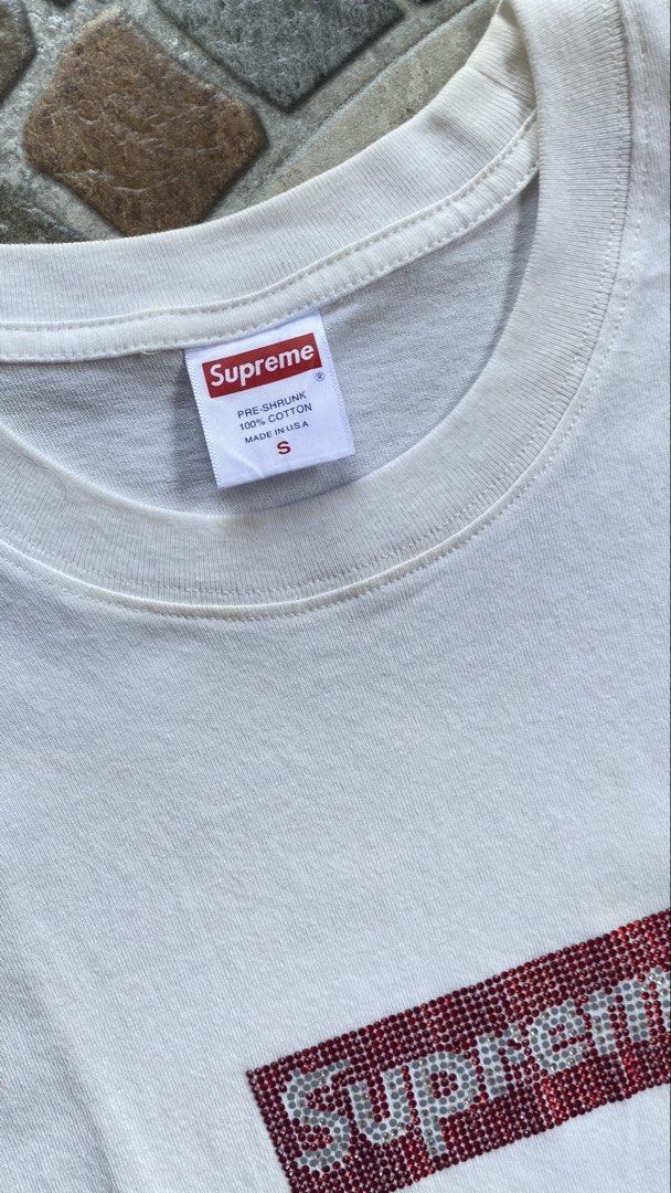Supreme x swarovski (Category: Formal Shirts) located in San Juan City. Submitted by dripvault_ph (Listing ID 1466991409, Image 3). Description: .