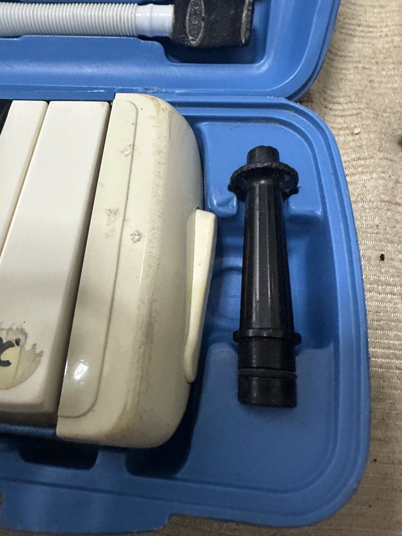 Suzuki Melodion (Used) (Category: Musical Instruments) located in Rodriguez. Submitted by pwestoonlinestore (Listing ID 1467005703, Image 2). Description: .