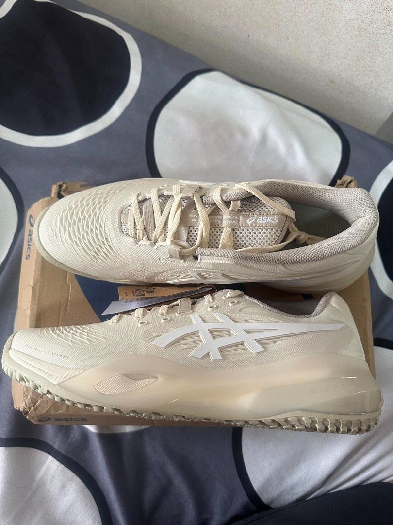Sz10US, Asics Gel Resolution X OC Birch/White (Category: Racket and Ball Sports) located in Manila. Submitted by rbvc0822225 (Listing ID 1467096920, Image 1). Description: Asics Gel Resolution X OC Birch/White Size 10 US Mens Used for 3 games in 1 open play session. Good as brand new. Willing to provide additional pictures for peace of mind of buyer. RFS: Wrong Size, too small. MOP: Bank Transfer / Gcash Delivery: Lalamove, Grab, Angkas, or what 