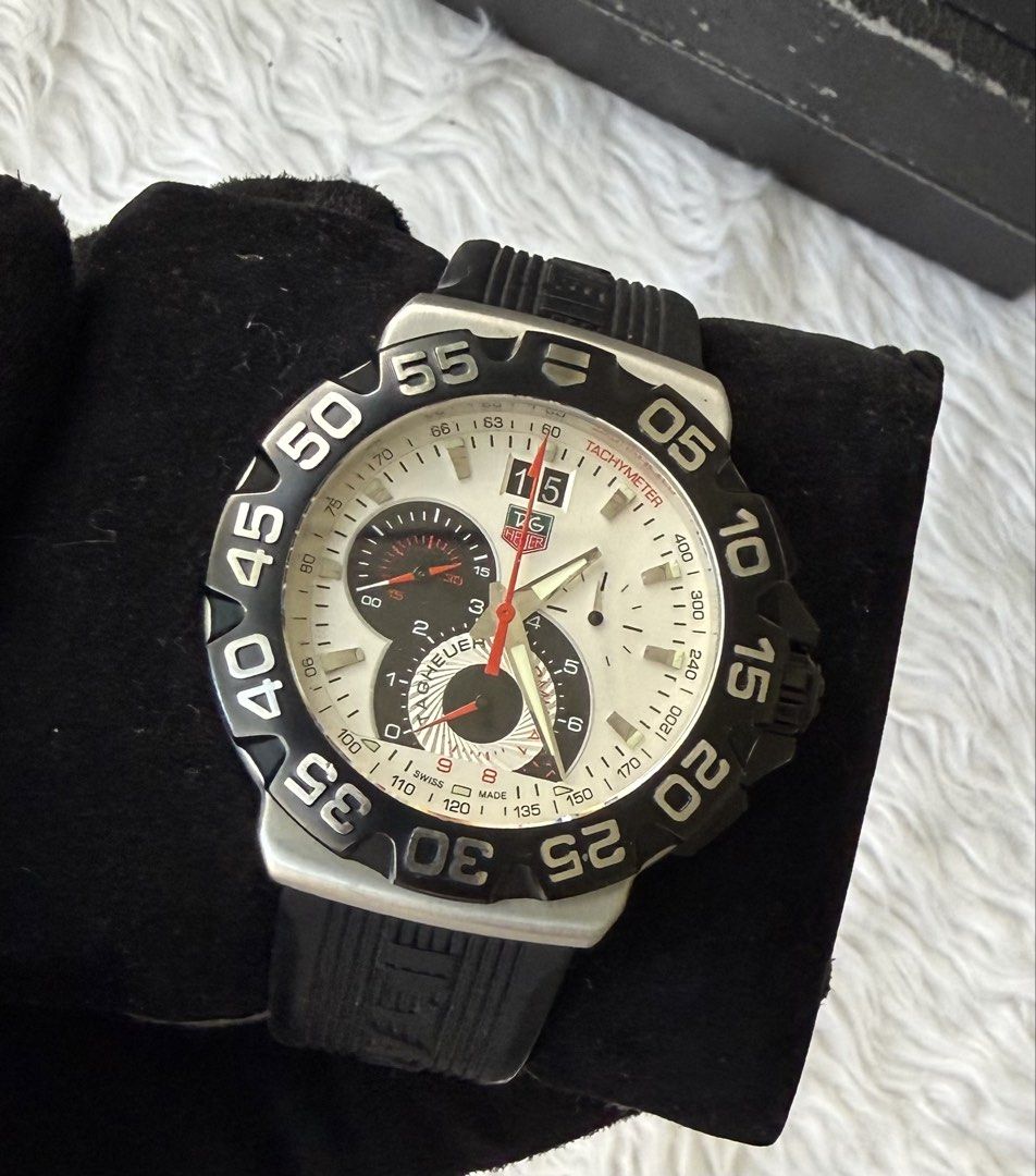 Tag heuer f1 Grande Date (Category: Luxury Watches) located in Quezon City. Submitted by pedro_demain (Listing ID 1467118534, Image 1). Description: Tag heuer f1 Grande Date Cah1011 model 44mm quartz With box,manual & card 9/10 condition Qc & Bgc area 099******.