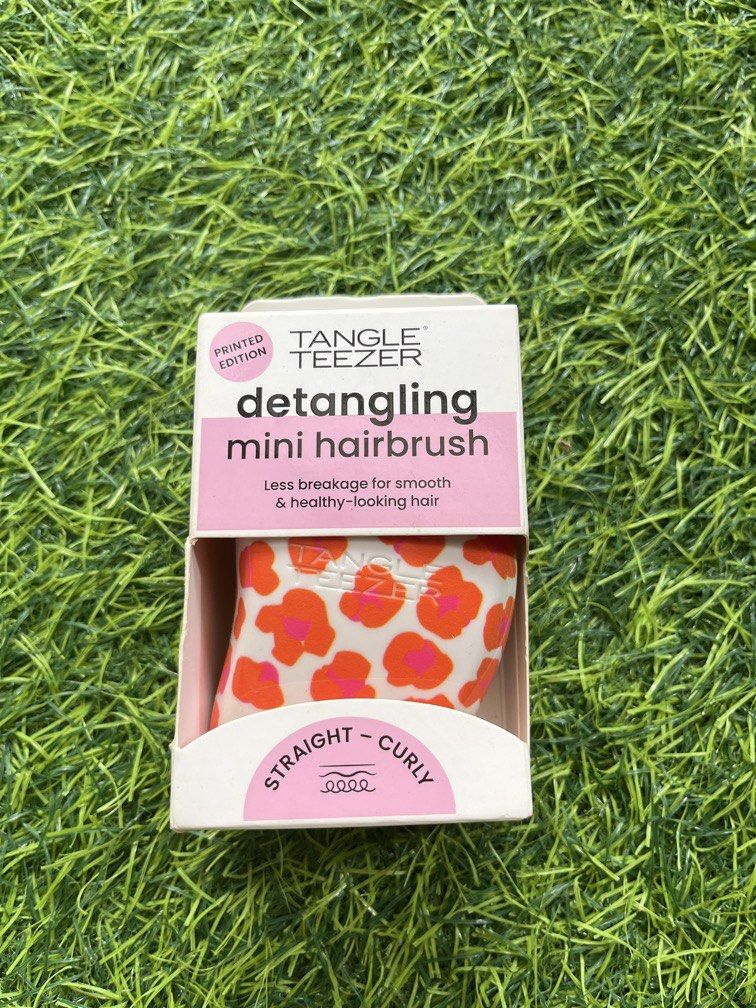 Tangle teezer mini hairbrush from U.S (Category: Hair) located in Manila. Submitted by ty_imported_goods (Listing ID 1466998108, Image 1). Description: Original from U.S Printed edition.