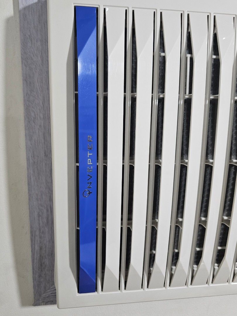 TCL Inverter Window Type Air Conditioner (Category: Air Conditioning and Heating) located in Manila. Submitted by dandredbr.955 (Listing ID 1466976608, Image 3). Description: - Brand/Model: TCL Window-Type Inverter Air Conditioner - Control Panel: Digital panel on the upper right - Design: White casing with a stylish blue accent stripe - Performance: Cools rooms exceptionally well - Condition: Currently wall-mounted, fully working, and well-maint