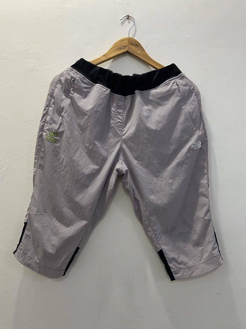 The North face Dyno Series pants (Category: Shorts) located in Tukuran. Submitted by retrothrifter88 (Listing ID 1467035612, Image 1). Description: Waist stretchable to 28-33 Length 24 .