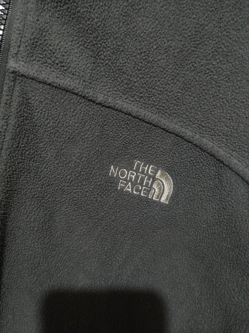 The North Face Summit Series Fleece Jacket (Category: Coats, Jackets and Outerwear) located in Rizal. Submitted by gmpastoffi75031 (Listing ID 1467029508, Image 2). Description: - Brand: The North Face (Summit Series) - dimes 22.5x28 - Color: Dark grey - Material: Soft, warm fleece for cool weather - Features: Full zip closure, high collar, embroidered chest logo - Fit: Regular fit with standard length sleeves - Condition: Excellent, well-maintai