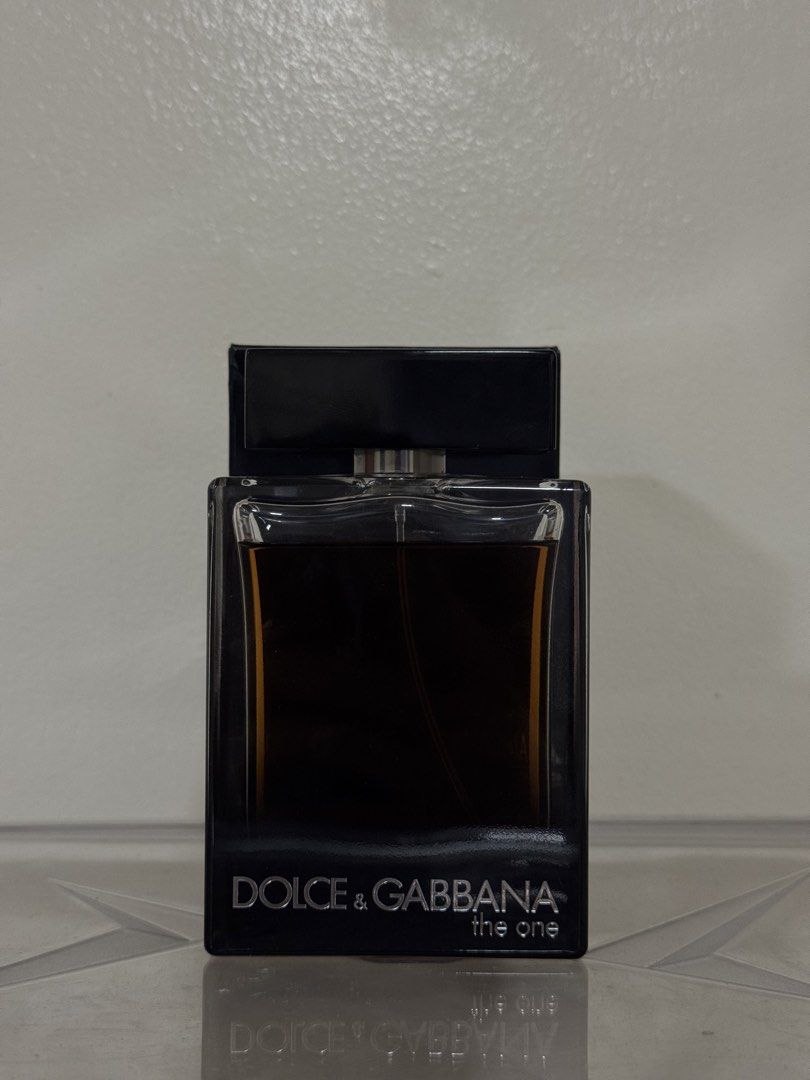 the one edp (Category: Fragrance & Deodorants) located in Calumpit. Submitted by kleb_ezkiel (Listing ID 1467162264, Image 1). Description: p1/p2 the one edp 190ml - fp ₱8,500 (negotiable).