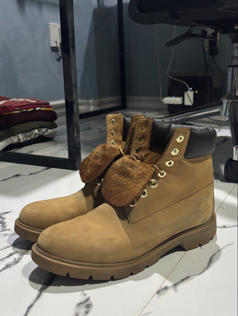 Timberland Boots (Off) (Category: Boots) located in Laoag. Submitted by sean_v1dal (Listing ID 1467132387, Image 1). Description: Price can be negotiated. Size: US 9.5 Men's Issues: Sole heel drag (As shown in slide 5) RFS: Too big for me.