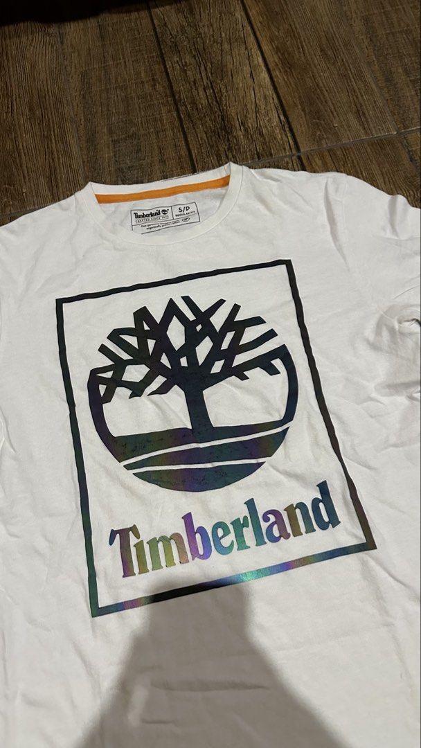 TIMBERLAND WHITE T SHIRT (Category: Tshirts & Polo Shirts ) located in Manila. Submitted by urban.vintage (Listing ID 1467082119, Image 2). Description: QISSUE: NONE (NEED WASH) MOP :GCASH (NO COD) SHIP VIA: LALAMOVE & J&T LOCATION: PASIG CITY LENGTH: 26 WIDTH :20.5 .