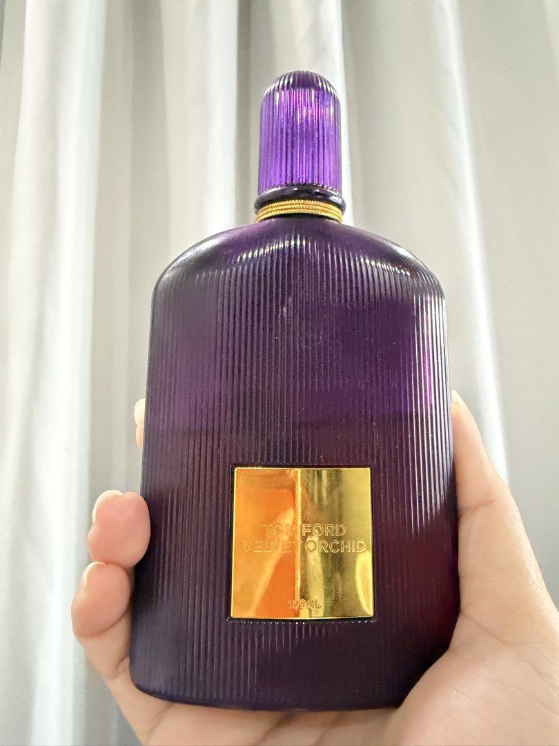 Tom Ford Velvet Orchid Eau De Parfum 100ml (Category: Fragrance & Deodorants) located in San Antonio. Submitted by luvstuffffff (Listing ID 1467038764, Image 1). Description: - Authentic Tom Ford Velvet Orchid fragrance - Generous 100ml size in iconic purple ribbed glass with gold plaque - Swiss-made formulation - Working spray mechanism with matching purple cap - Tester unit with 'Demo Not For Sale' on the base.