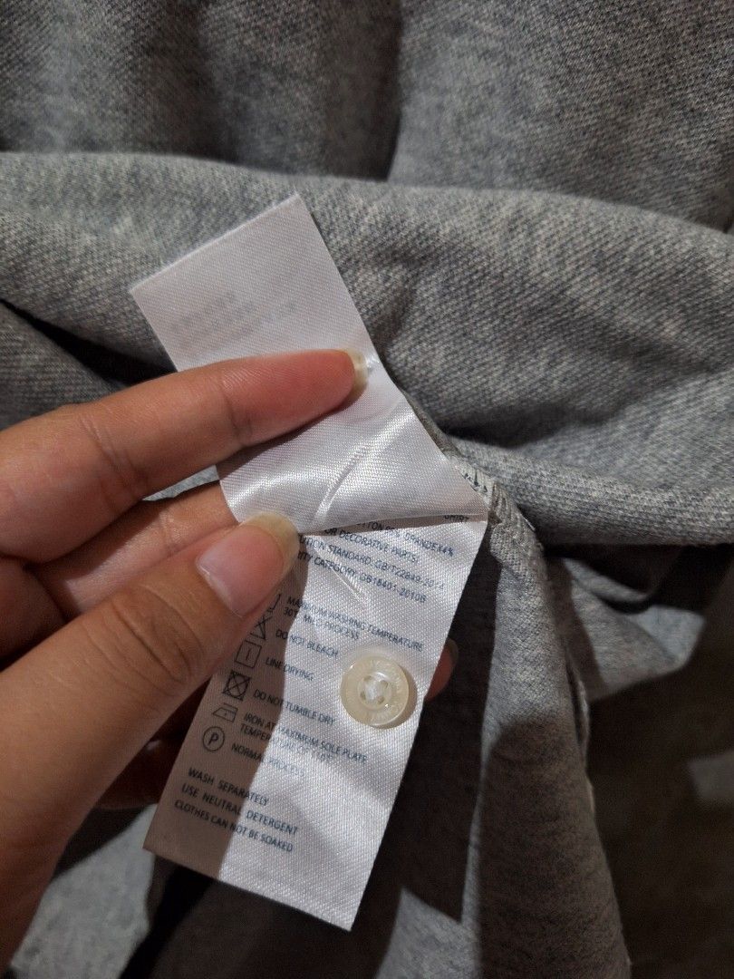 Tommy Crown Polo Shirt (Category: Announcements) located in Batangas. Submitted by jc.thrifted (Listing ID 1467121619, Image 3). Description: After we replied yours send us your order form. ✨️ Bawal sa maselan at maarte ‼️ ✨️ Color may vary due to lighting ✨️ No cancellation of order, No return, No exchange, No refund ✨️ Happy Thrifting Everyone.