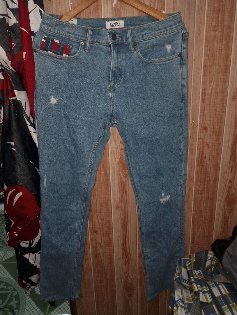 TOMMY JEANS (Category: Jeans) located in Taguig. Submitted by clothingselection (Listing ID 1467056556, Image 1). Description: PTPA TOMMY SLIM FIT JEANS WIDTH 32-32 LENGTH 40 HEM 7 VERYGOOD CONDITION NID WASH FRESH FROM BALE.