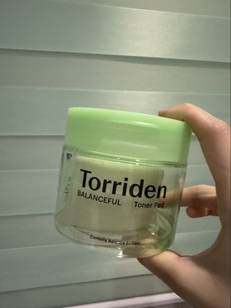Torriden Balanceful Toner Pad Centella Asiatica Extract (Category: Face Care) located in Balanga. Submitted by liiiizzzzzzzzz (Listing ID 1467017270, Image 1). Description: - Brand: Torriden - Product: Balanceful Toner Pad Container - used once.