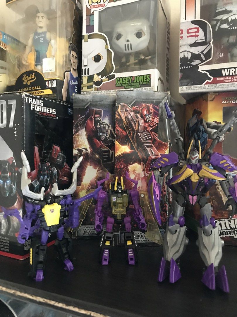 Toys Transformers (Category: Action & Battle Toys) located in San Mateo. Submitted by quikzee (Listing ID 1466976839, Image 1). Description: Toys Transformers.