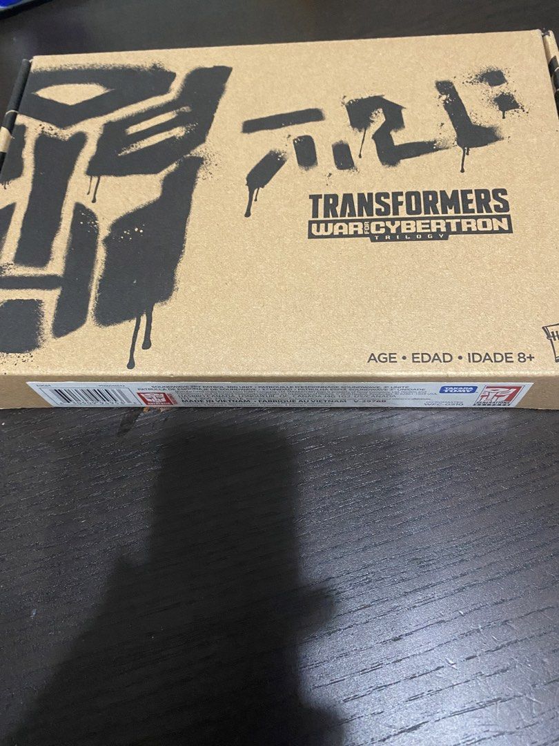Transformers （分類：兒童玩具）位於 Hong Kong。 由 twelvesiu 提交（商品編號 1467069230，圖片 1）。簡介： New unopened Card blend as photo Taikoo mtr 。