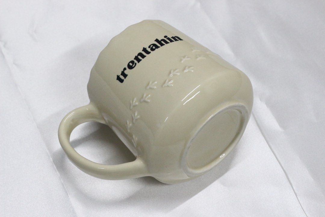 Trentahin customized mug (Category: Dinnerware & Cutlery) located in San Juan, La Union. Submitted by clothedbyaya (Listing ID 1467157998, Image 3). Description: .