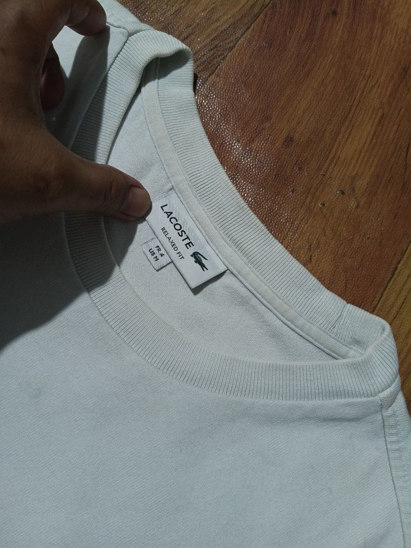 Tshirt (Category: Activewear) located in Valencia. Submitted by castilloukay_372f09 (Listing ID 1467004320, Image 3). Description: .